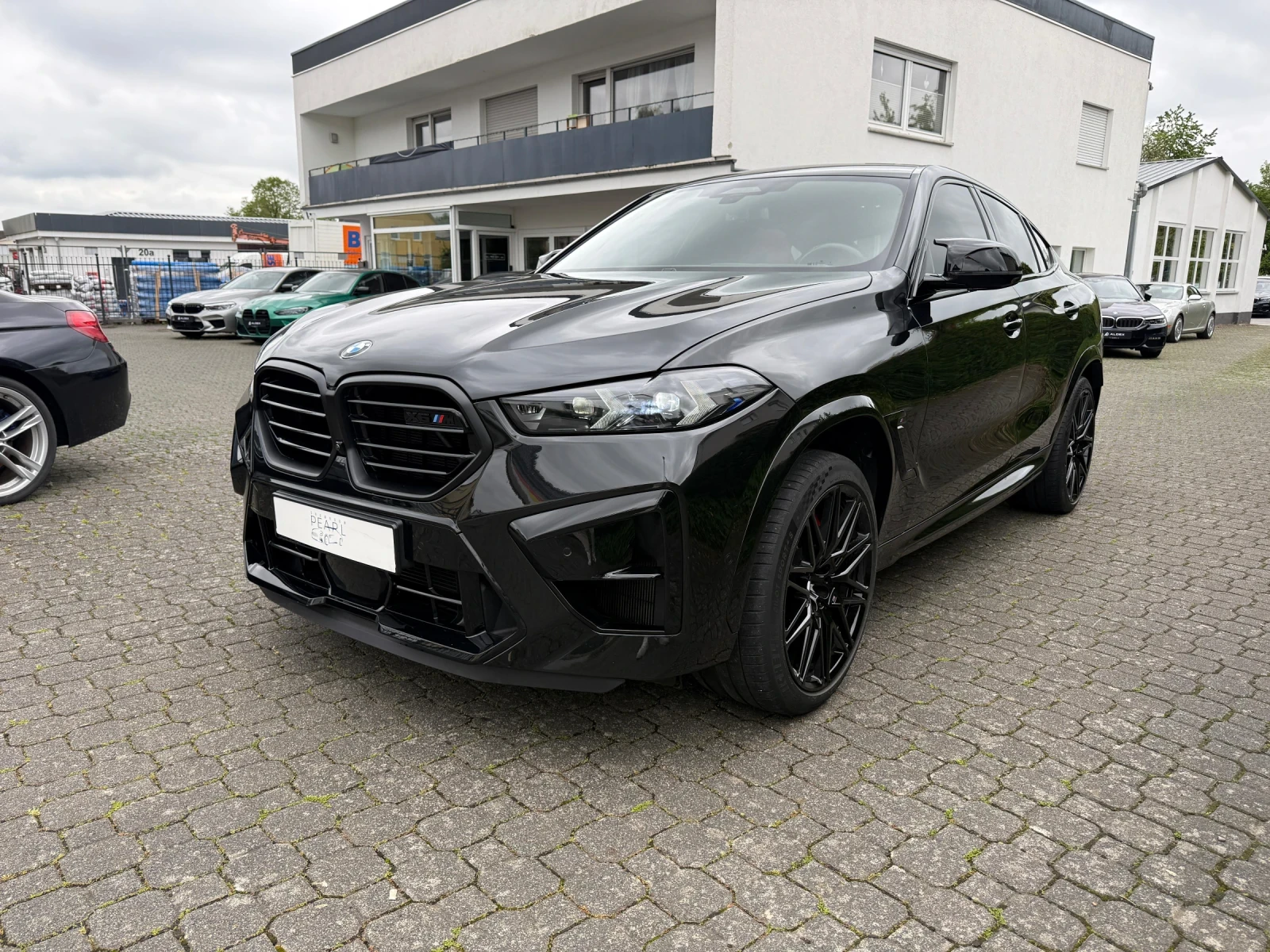 BMW X6 M Competition B&W Carbon Sky 360 Гаранция