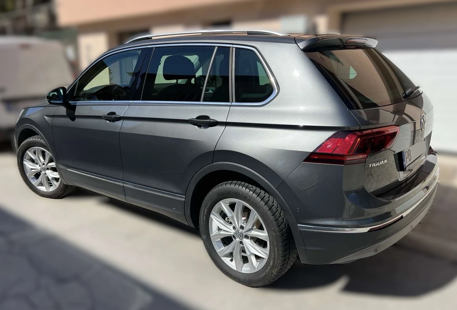 VW Tiguan  - изображение 5