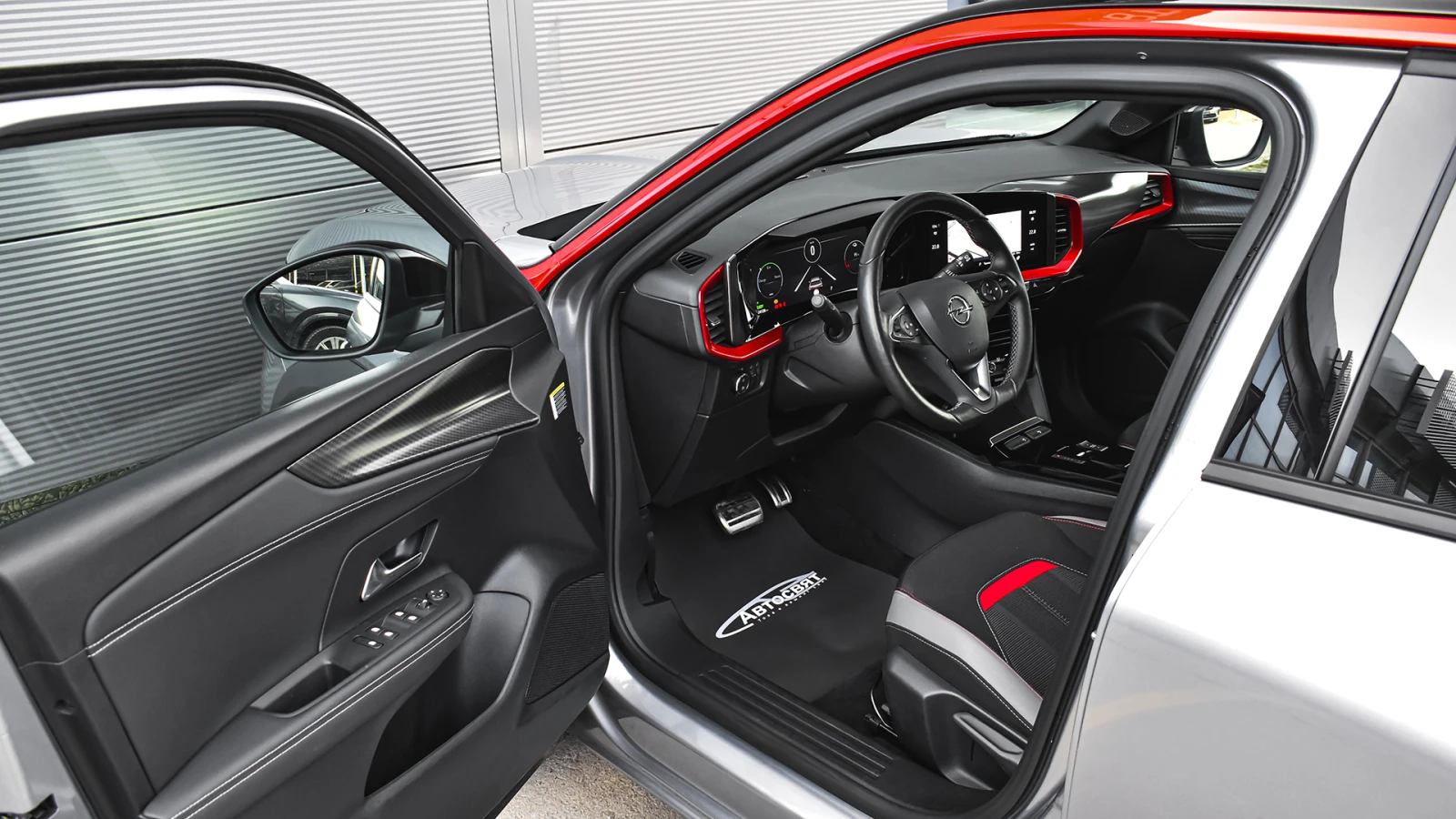 Opel Mokka e-GS Line 50 kWh, снимка 8 - Автомобили и джипове - 53816643