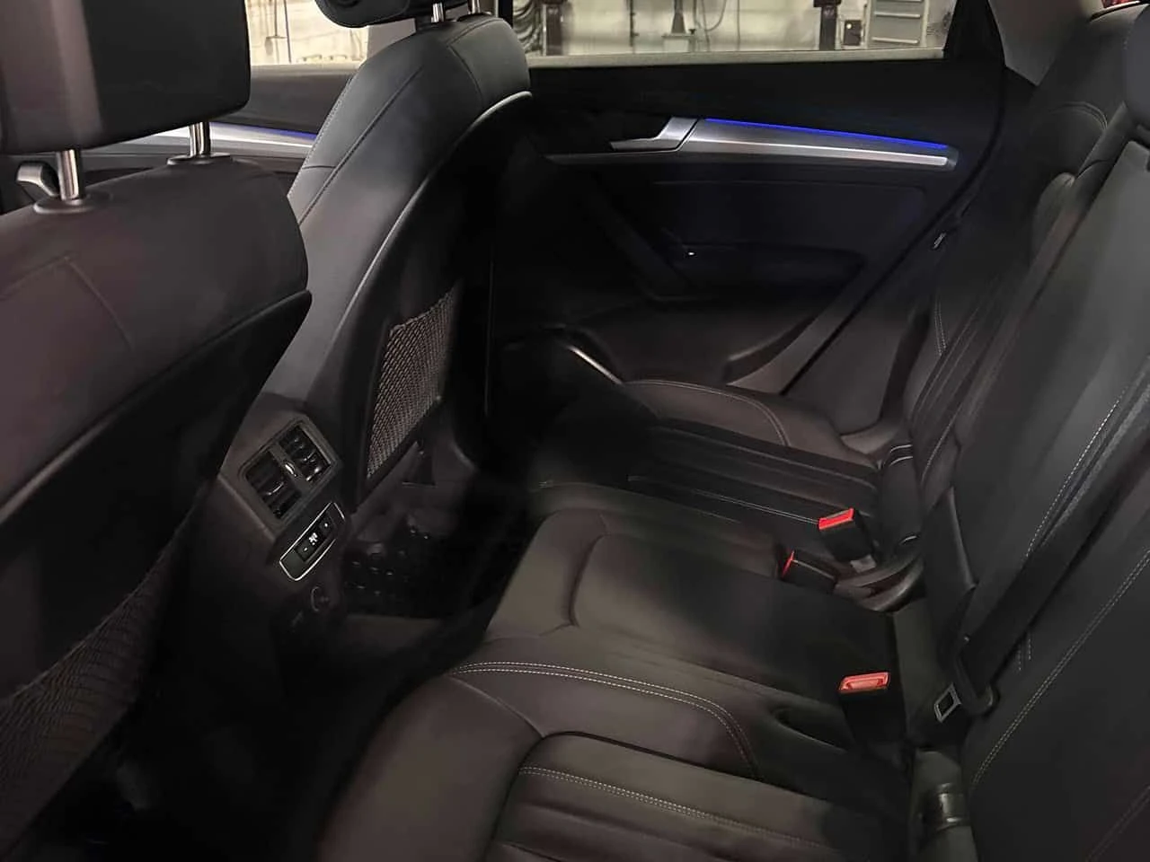 Audi Q5 Progressiv | PANO | KEYLESS | CARFAX, снимка 10 - Автомобили и джипове - 53928479