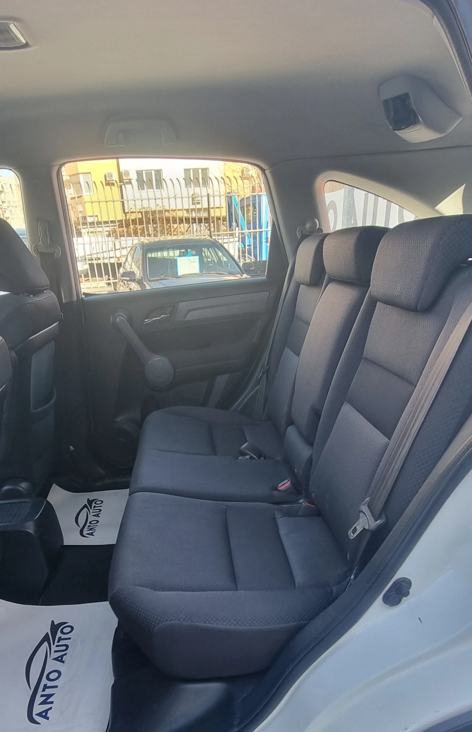 Honda Cr-v 2.0 i-VTEC 4x4 Пълна сервизна история от Хонда!, снимка 11 - Автомобили и джипове - 54138900