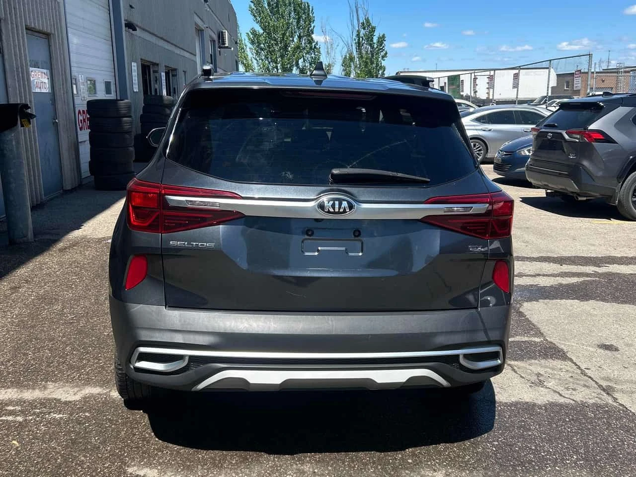 Kia Seltos * EX * CARFAX * 2 КЛЮЧА * KEYLESS * ПОДГРЕВИ, снимка 4 - Автомобили и джипове - 54750986