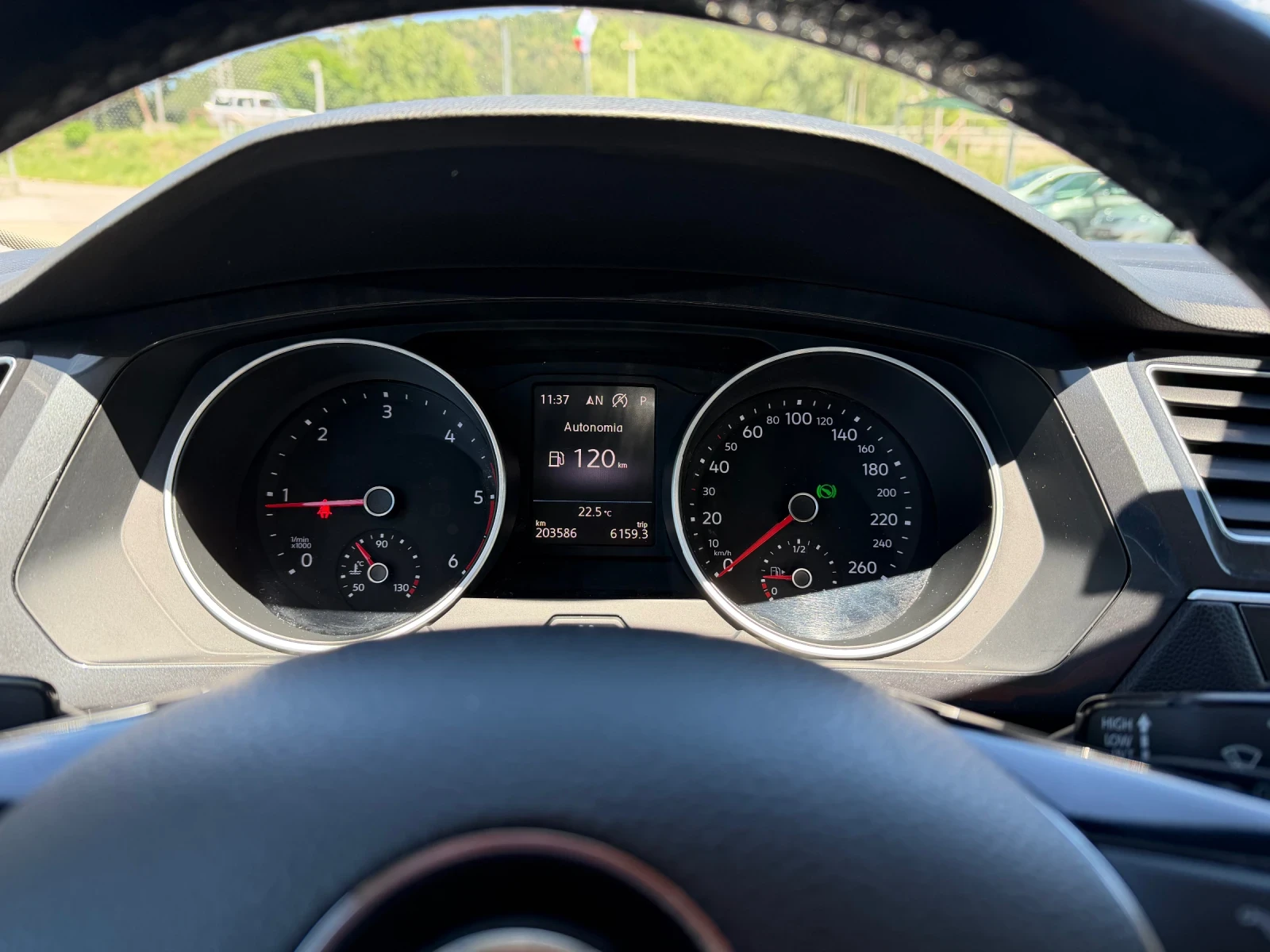 VW Tiguan OFFROUD/4x4/FULLFULL, снимка 12 - Автомобили и джипове - 54900710
