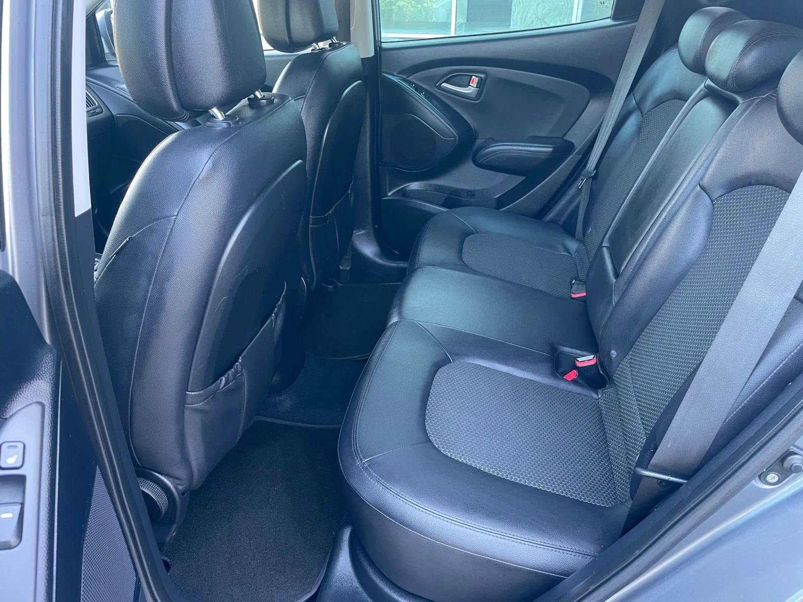 Hyundai IX35 1.7 CRDi 116кс, снимка 15 - Автомобили и джипове - 55236584