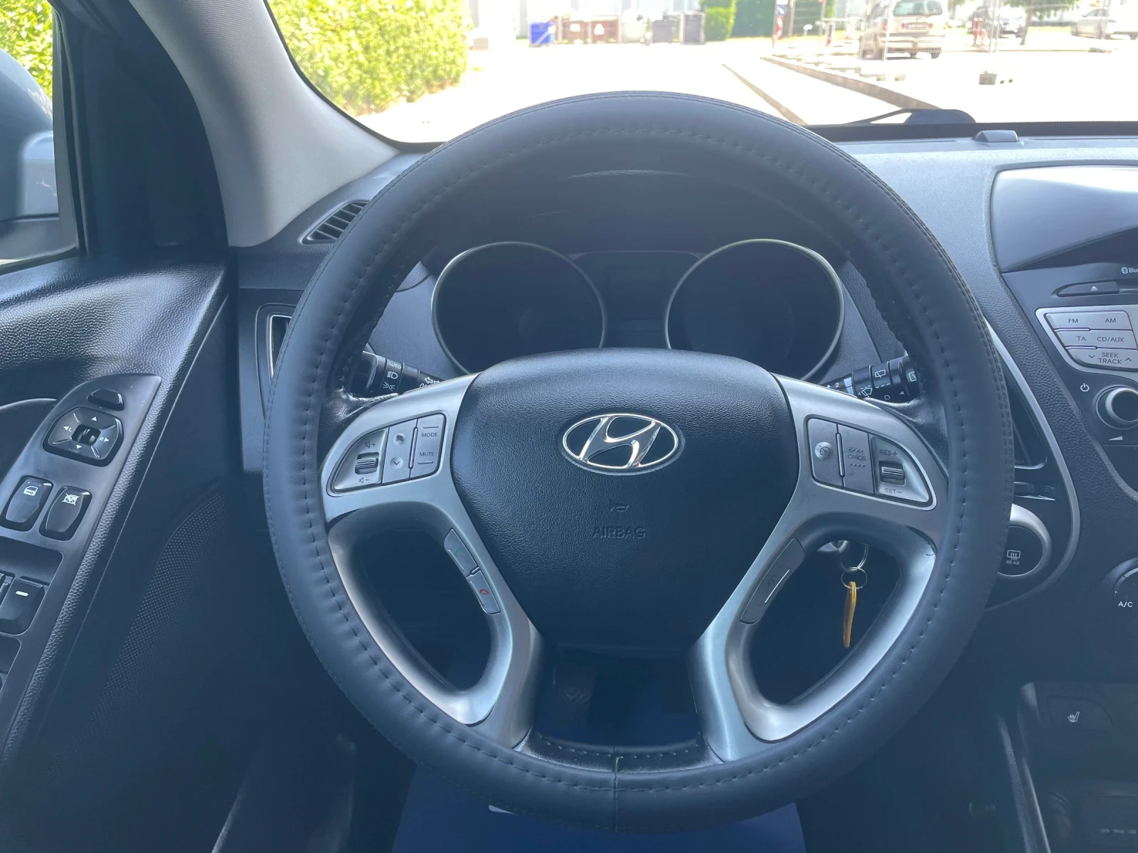 Hyundai IX35 1.7 CRDi 116кс, снимка 12 - Автомобили и джипове - 55236584