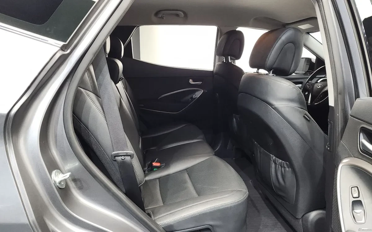 Hyundai Santa fe 2.0 4WD, снимка 7 - Автомобили и джипове - 55505931