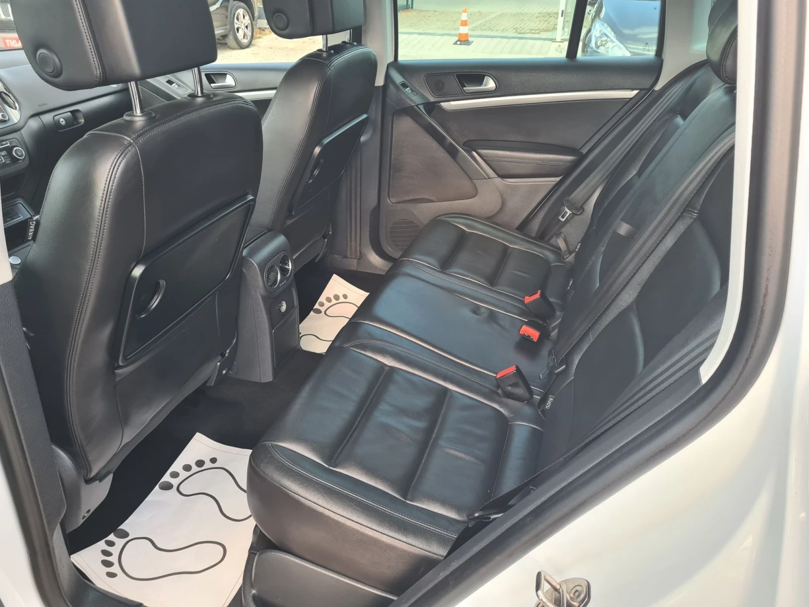 VW Tiguan 2.0TDi 140p.s  / EVRO 5B , снимка 10 - Автомобили и джипове - 56265573