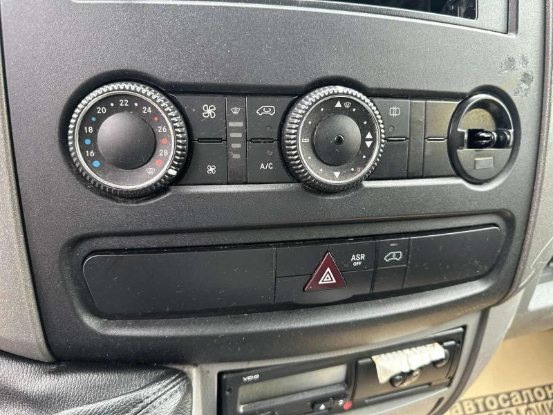 Mercedes-Benz Sprinter 516 -40С, снимка 8 - Бусове и автобуси - 51378573