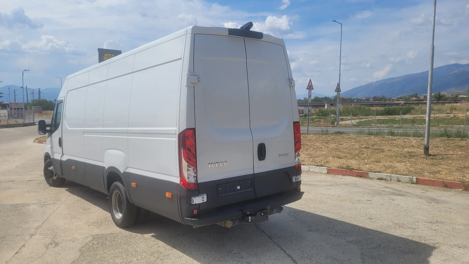 Iveco 35c13 Maxi 35c13  до 3.5 тона - изображение 7