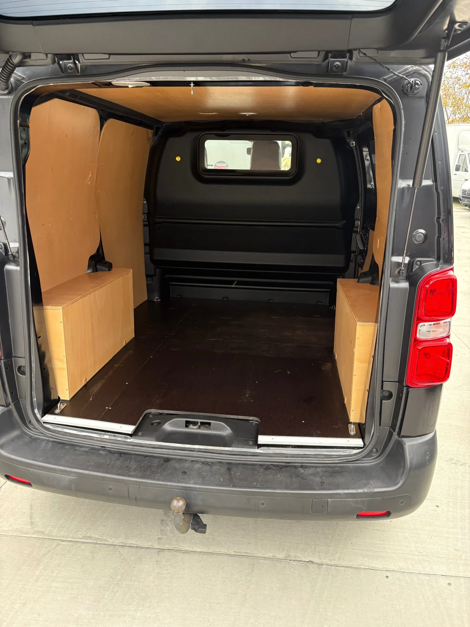 Citroen Jumpy КАТО НОВ  - изображение 6