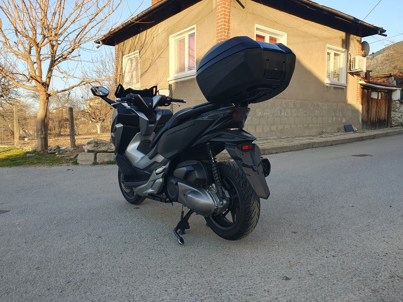 Honda Forza 300i ABS TCS LED Keyless, снимка 8 - Мотоциклети и мототехника - 49370809