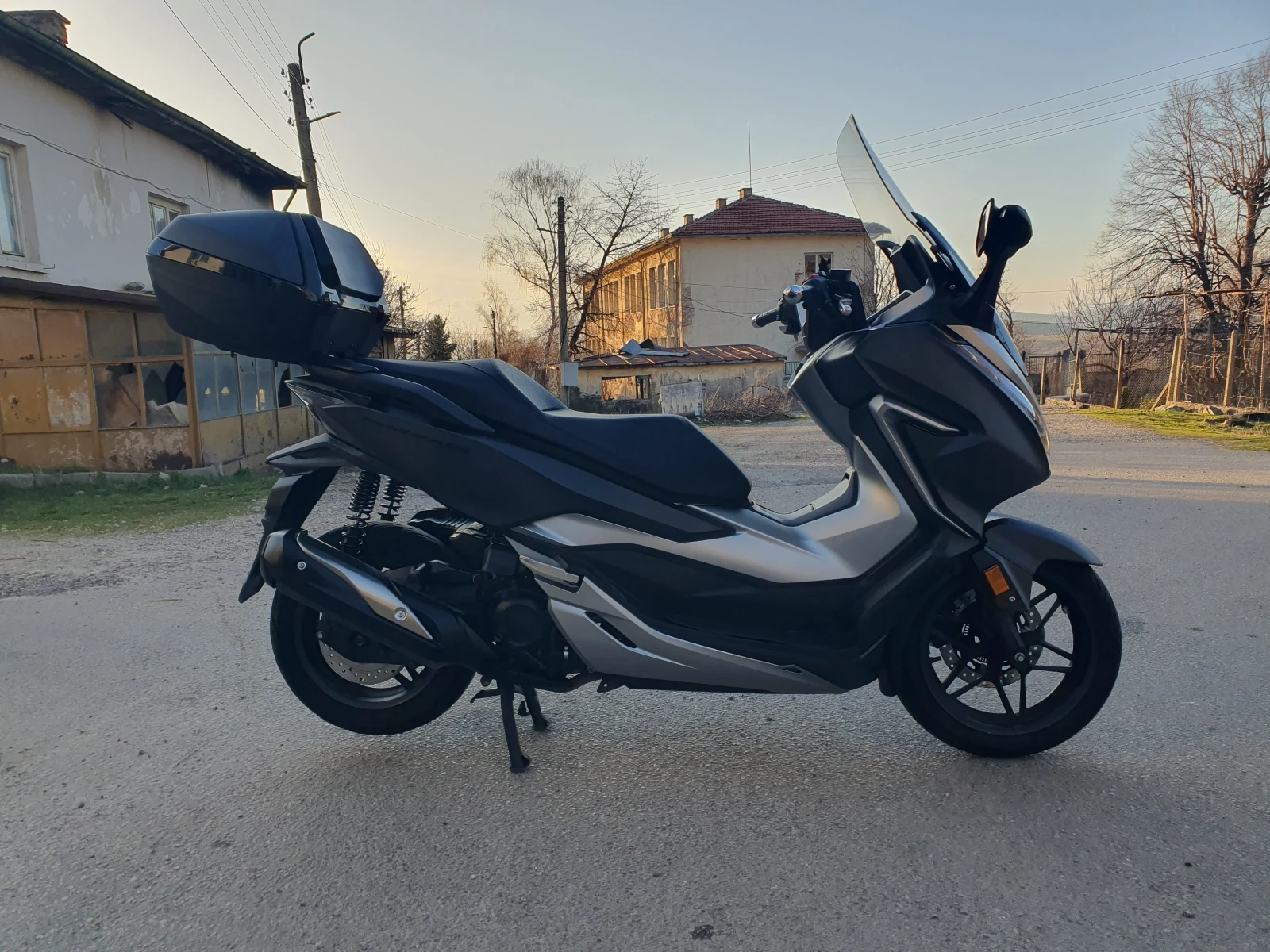 Honda Forza 300i ABS TCS LED Keyless, снимка 5 - Мотоциклети и мототехника - 49370809