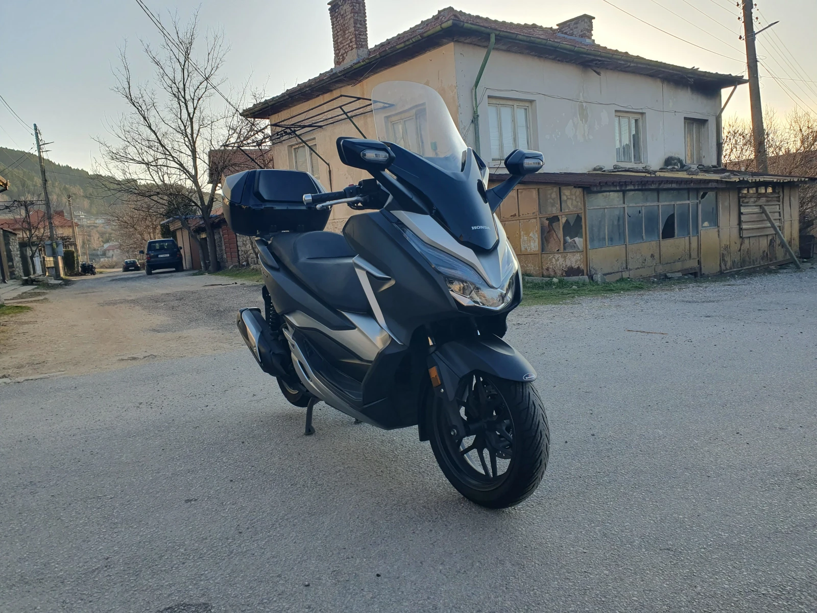 Honda Forza 300i ABS TCS LED Keyless, снимка 4 - Мотоциклети и мототехника - 49370809