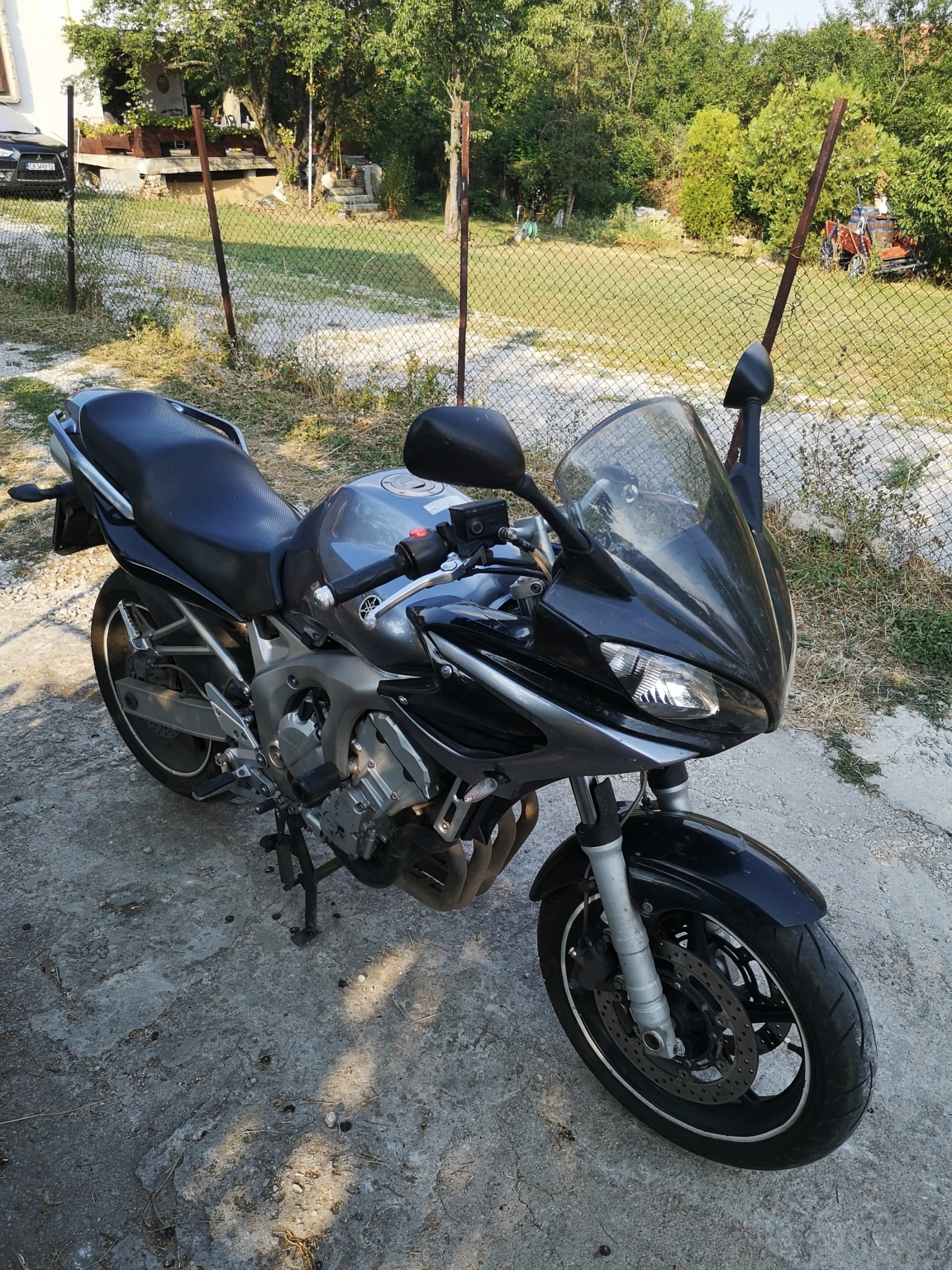 Yamaha FZ6