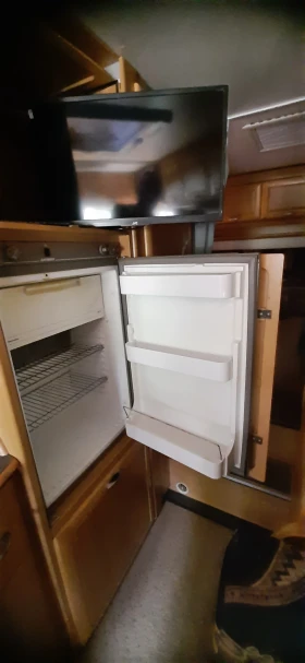 Кемпер HYMER / ERIBA Б 644 Г МАКСИ, снимка 10