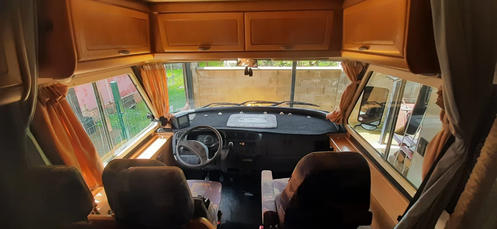 Кемпер HYMER / ERIBA Б 644 Г МАКСИ, снимка 15 - Каравани и кемпери - 54727541