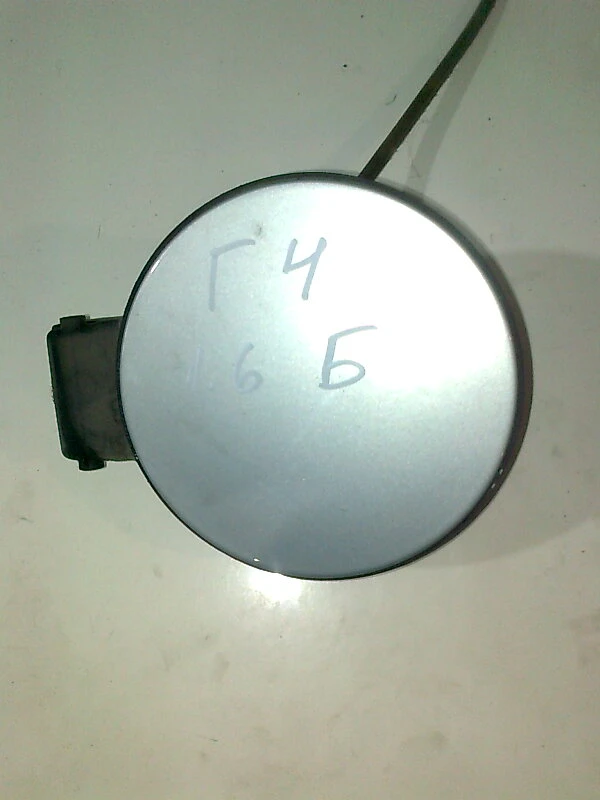 капачка за резервоар външна за Фолксваген Голф 4 (сива)