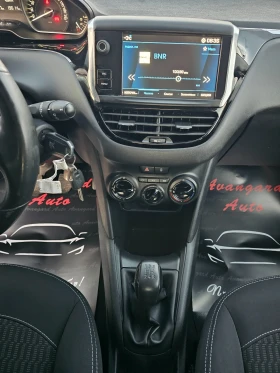 Peugeot 208 1.2i, 83к.с., снимка 11