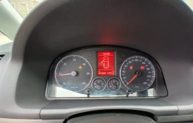 VW Touran 2, 0 tdi BMP - 3200 € / 6258.66 лв. - 91038031 11
