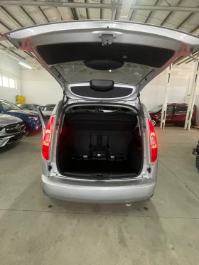 Skoda Roomster 1.4i/SCOUT/Подгрев/Клима/ГЕРМАНИЯ/НОВ!!! | Auto.bg — изображение 17