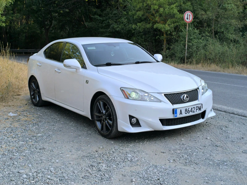 Lexus IS 200D F-SPORT 141500км. РЕАЛНИ ОТ 1-ви СОБСТВЕНИК!, снимка 1 - Автомобили и джипове - 46640233