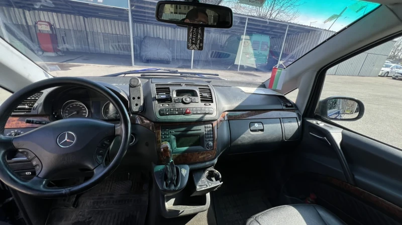 Mercedes-Benz Viano 3.0 CDI, снимка 10 - Автомобили и джипове - 46939251