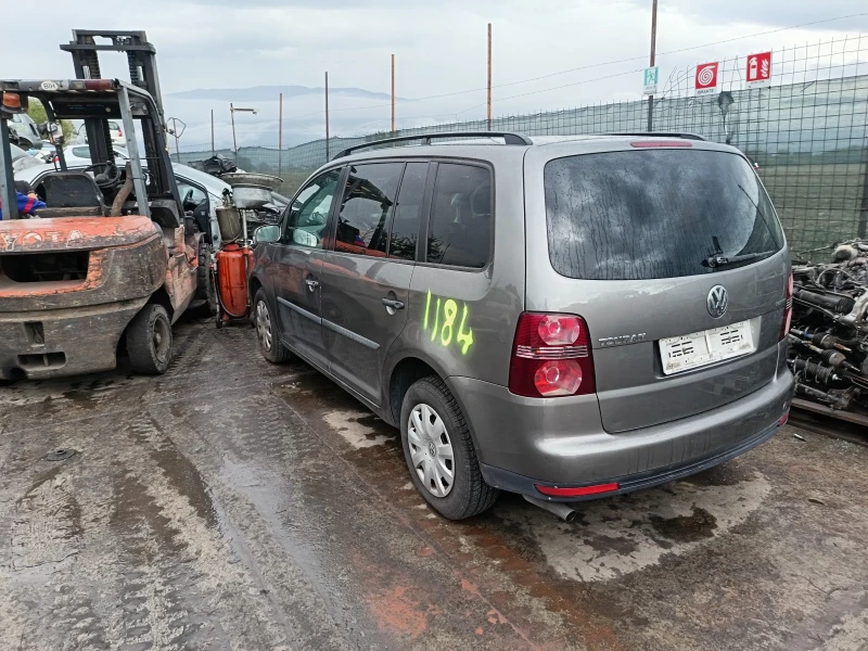 VW Touran bsx metan, снимка 3 - Автомобили и джипове - 45841760