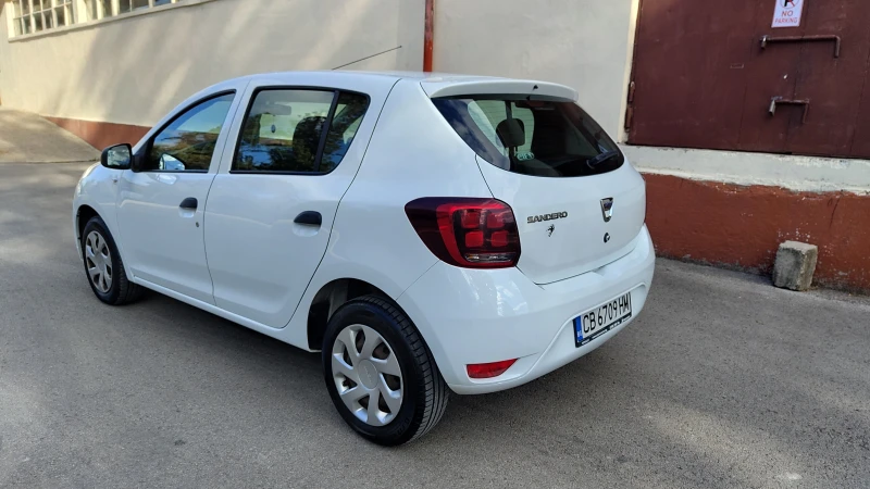 Dacia Sandero, снимка 3 - Автомобили и джипове - 47445504