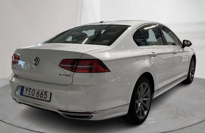 VW Passat 2.0 TDI SCR DSG BlueMotion, снимка 3 - Автомобили и джипове - 47533589