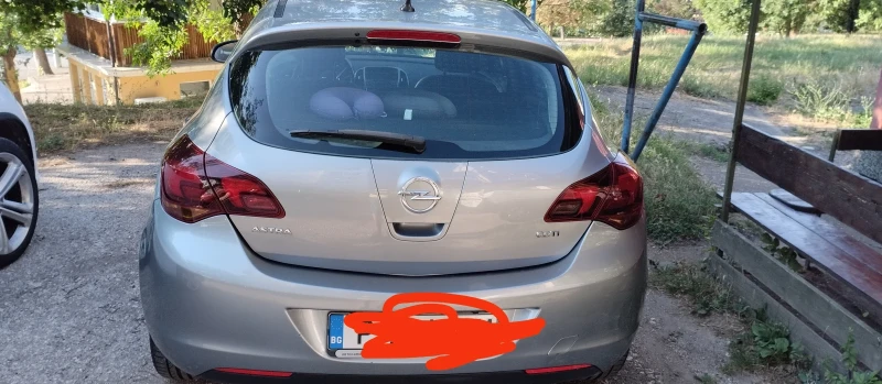 Opel Astra, снимка 2 - Автомобили и джипове - 48111193