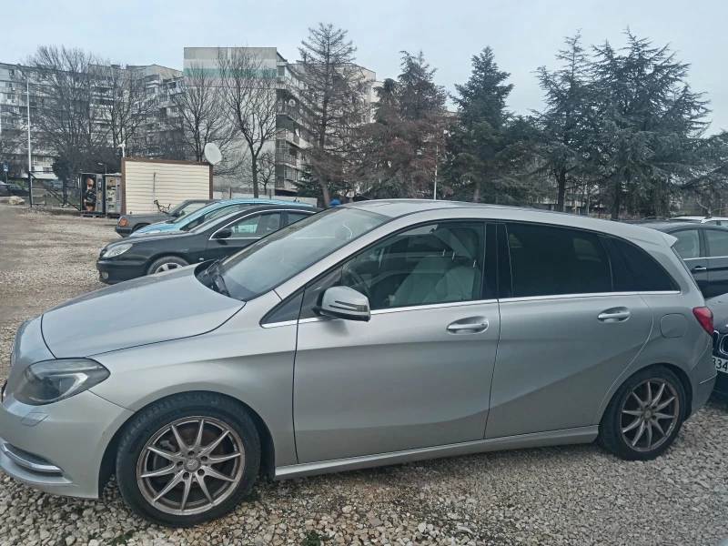 Mercedes-Benz B 200 1.8 CDI-136К.С., снимка 4 - Автомобили и джипове - 48537126