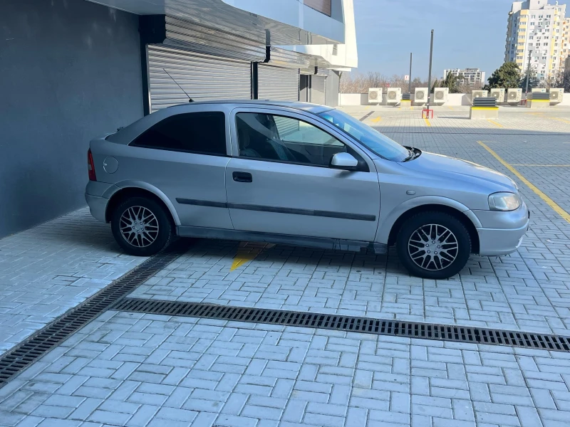 Opel Astra 1.6 Mono 75 коня, снимка 2 - Автомобили и джипове - 48707771