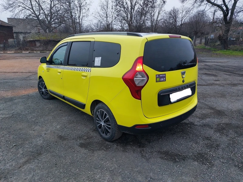 Dacia Lodgy 1.6, снимка 8 - Автомобили и джипове - 49329748