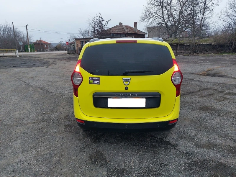 Dacia Lodgy 1.6, снимка 7 - Автомобили и джипове - 49329748