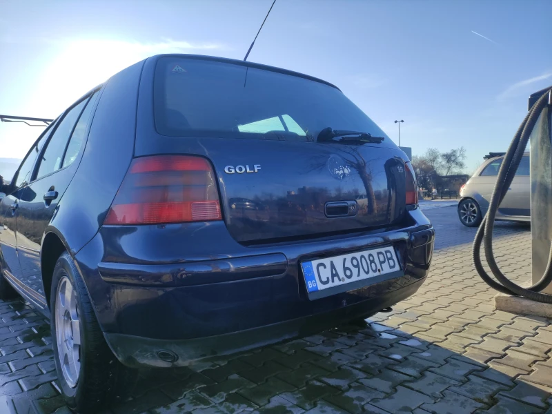 VW Golf, снимка 4 - Автомобили и джипове - 49391774