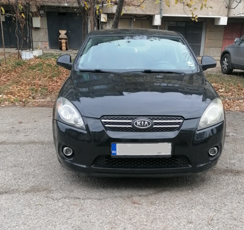 Kia Ceed, снимка 2 - Автомобили и джипове - 49558611