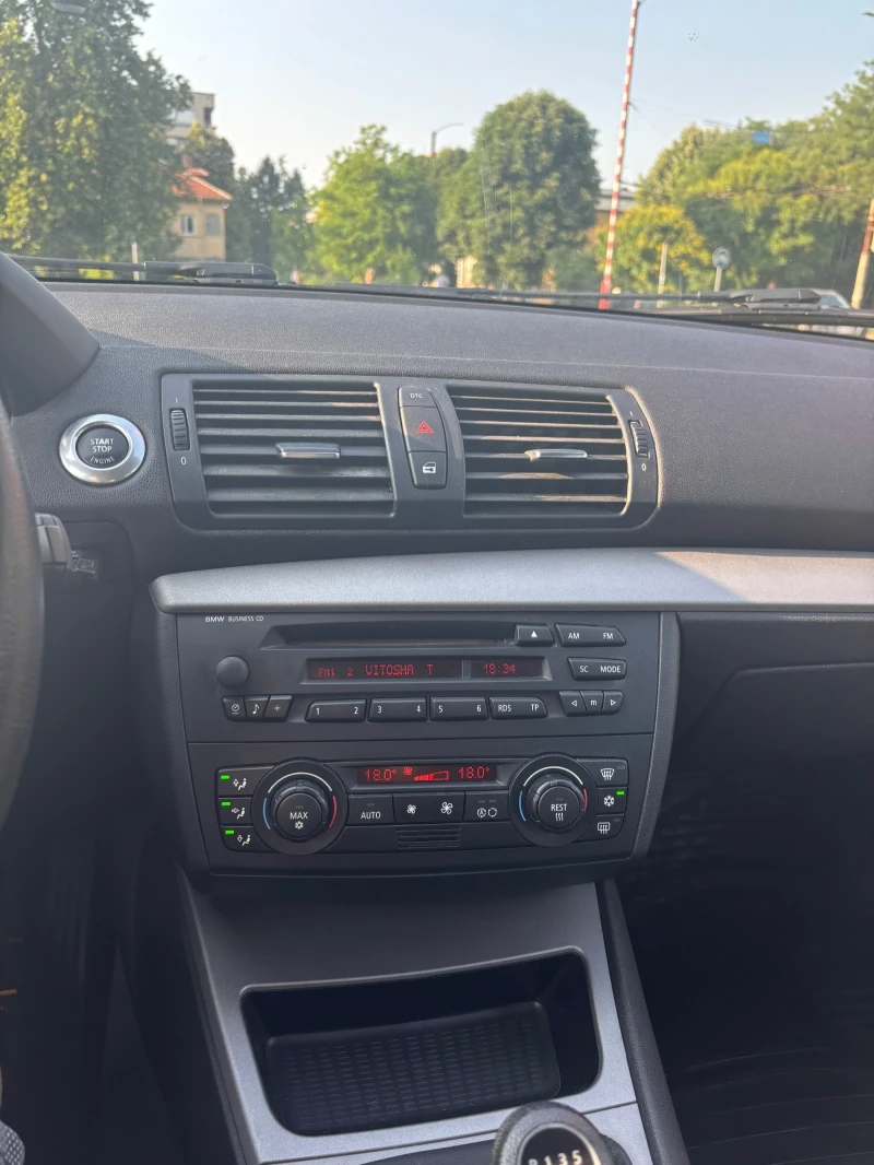 BMW 116 116i Бензин, снимка 9 - Автомобили и джипове - 50728993