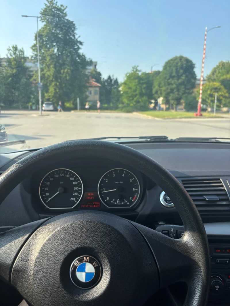 BMW 116 116i Бензин, снимка 10 - Автомобили и джипове - 50728993