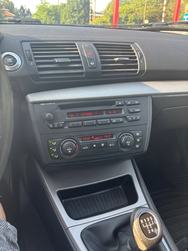 BMW 116 116i Бензин, снимка 8 - Автомобили и джипове - 50728993