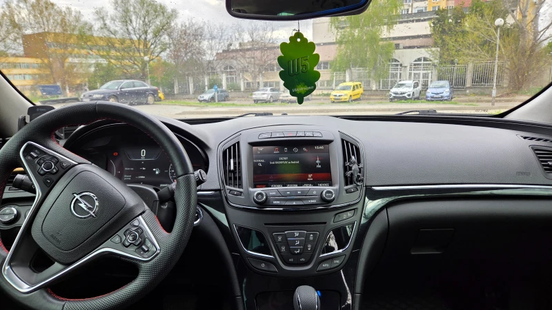 Opel Insignia Country Tourer 4x4, снимка 8 - Автомобили и джипове - 52403315