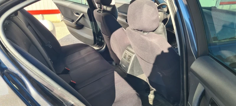 BMW 320, снимка 9 - Автомобили и джипове - 52680187