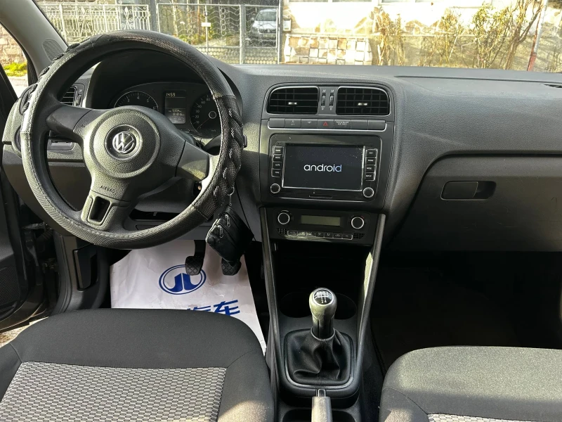 VW Polo, снимка 8 - Автомобили и джипове - 53114044