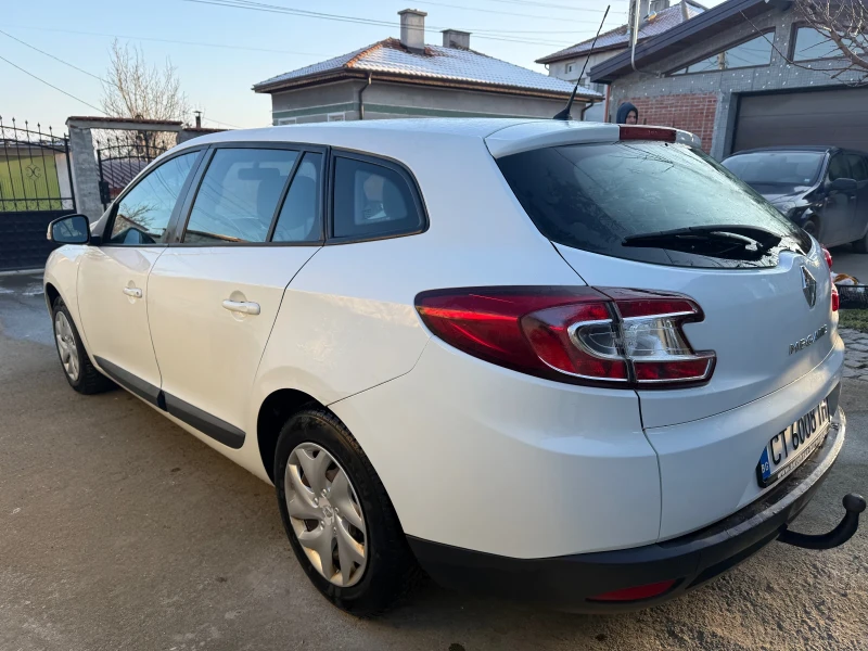 Renault Megane 1.6 БЕНЗИН 110к.с, снимка 3 - Автомобили и джипове - 53141678