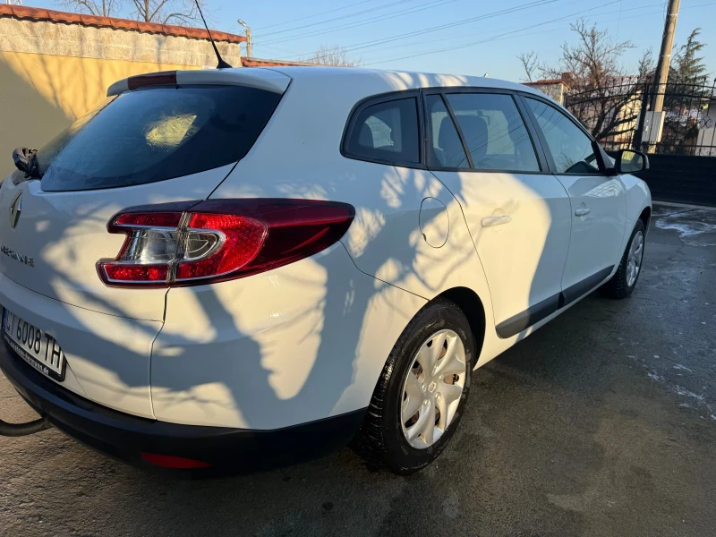 Renault Megane 1.6 БЕНЗИН 110к.с, снимка 5 - Автомобили и джипове - 53141678