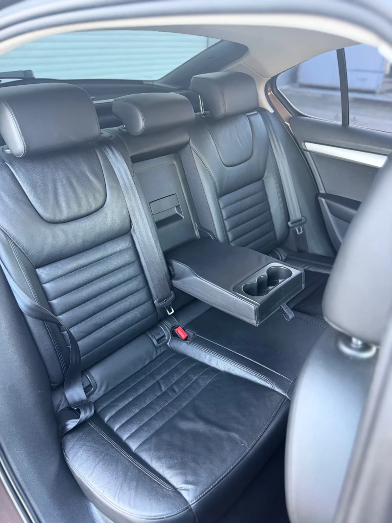 Skoda Octavia 1.6TDI DSG KOJA XENON NAVI, снимка 9 - Автомобили и джипове - 53152826