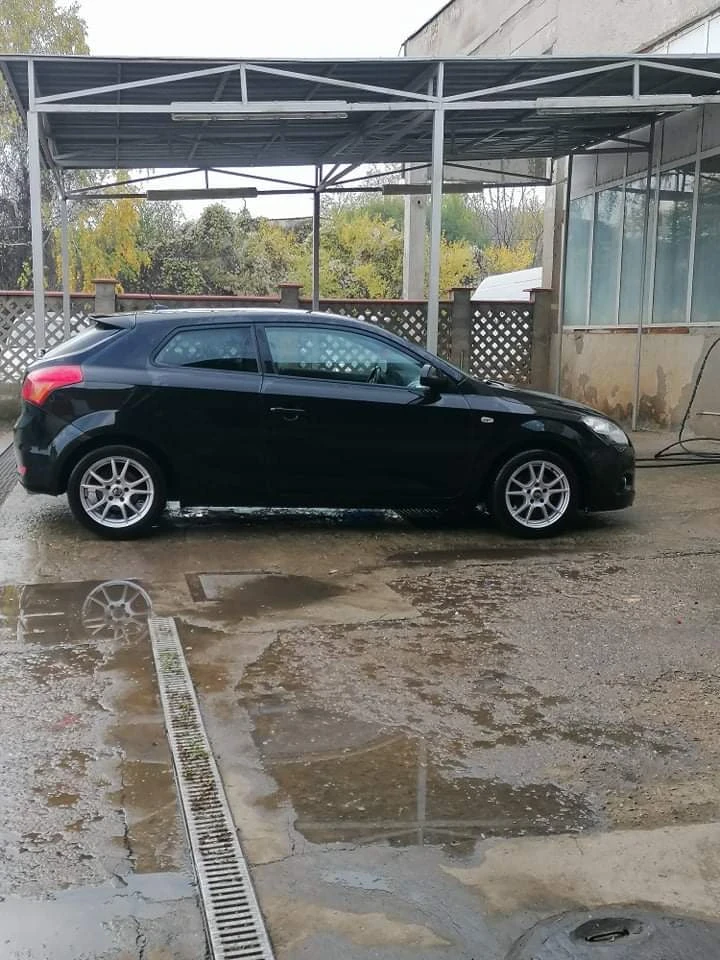 Kia Ceed, снимка 5 - Автомобили и джипове - 49558611