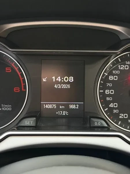 Audi A4 2.0 TDI, снимка 6 - Автомобили и джипове - 54143398