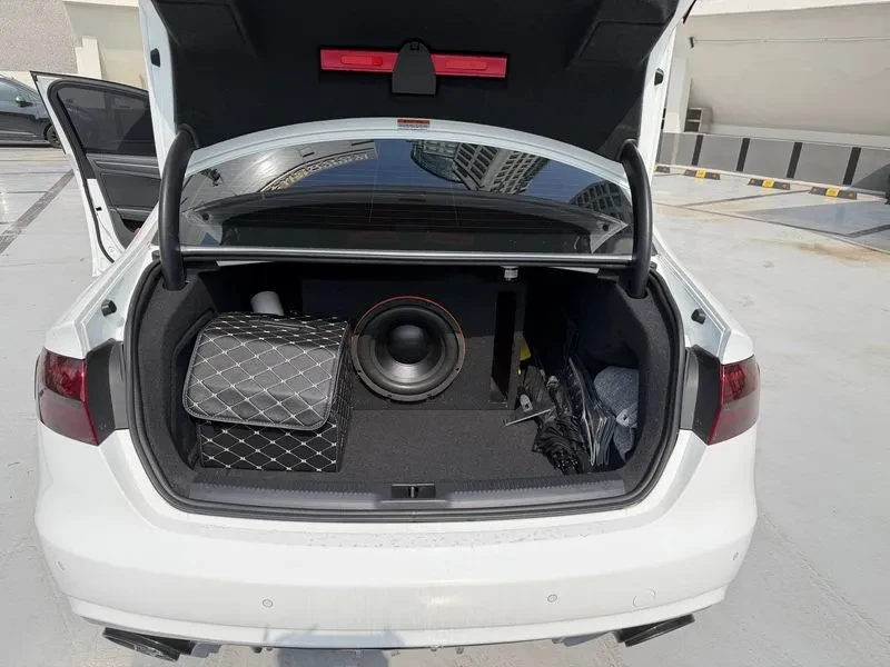 Audi A4 2.0 TDI, снимка 7 - Автомобили и джипове - 54143398