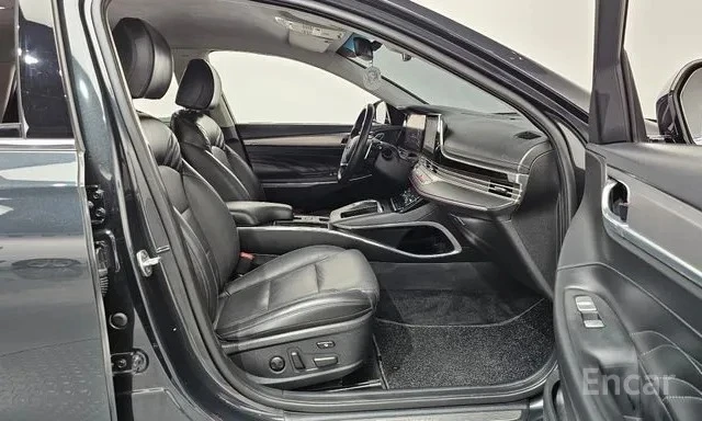 Hyundai Grandeur ОБДУХВАНЕ * ДИСТРОНИК * 360 КАМЕРА * HEAD UP * , снимка 10 - Автомобили и джипове - 55419754
