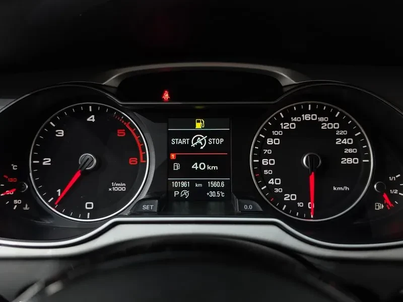 Audi A4 2.0 TDI Quattro - САМО 30% АВАНС, снимка 8 - Автомобили и джипове - 55738869